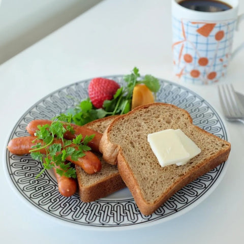 低糖質な食パンを楽しむ朝食