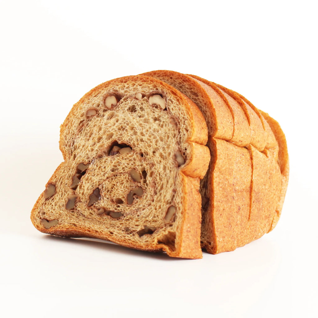 Walnut bread (5 slices) Carbohydrates: 2.6g/slices